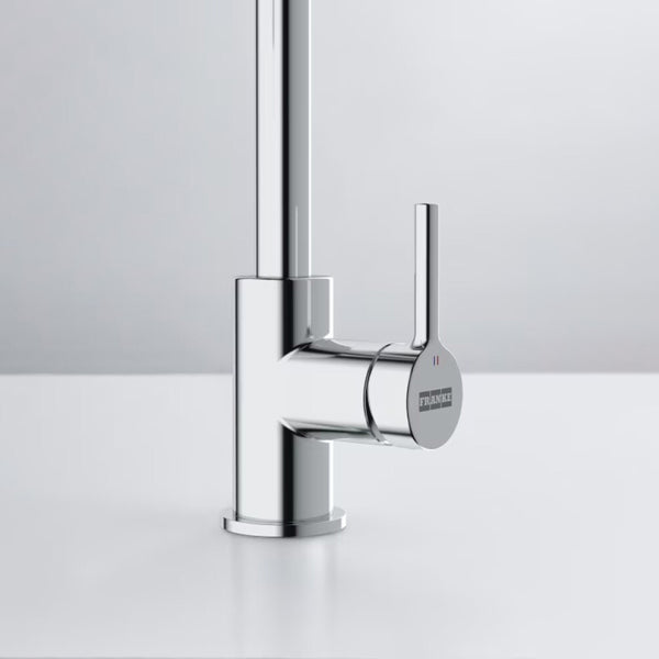 Sleek Chrome Kitchen Faucet – Franke LINA L Single Lever Mixer – A modern kitchen faucet with a durable chrome-plated finish, smooth swivel spout, and ergonomic single-lever control, offering both style and functionality.